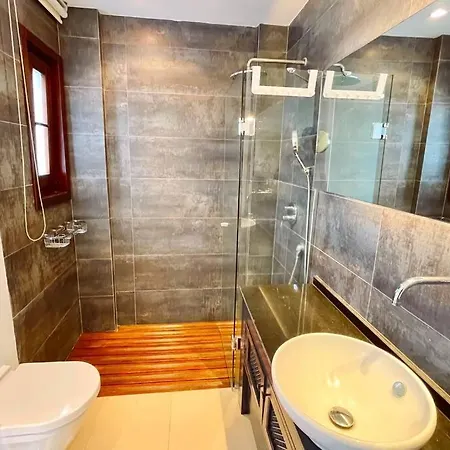 Apartment Summer House With Magnificent View In Turkbuku